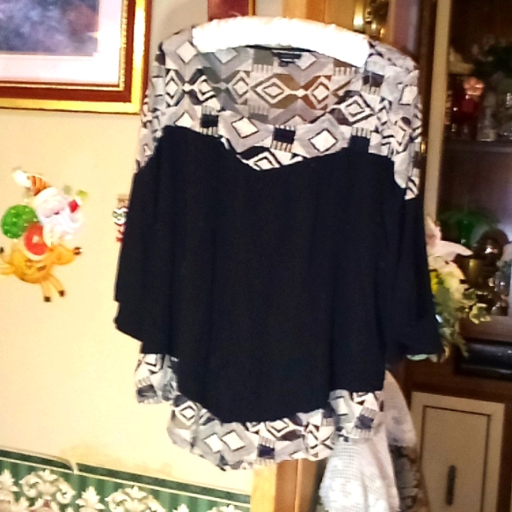 Corvia blouse